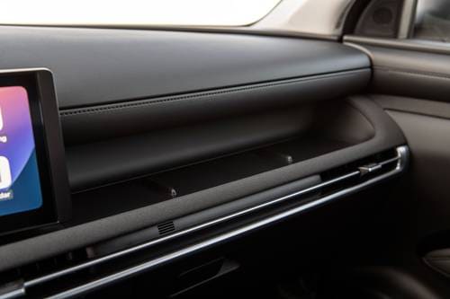 2025 Hyundai Tucson Plug-In Hybrid Limited 4dr SUV Interior Detail