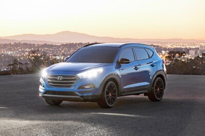Used 2017 Hyundai Tucson Sport Suv Features Specs Edmunds