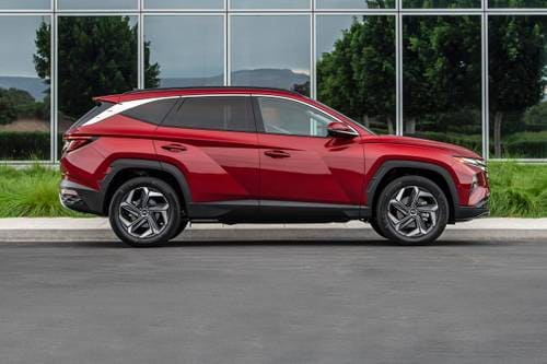 Hyundai Tucson Limited 4dr SUV Profile Shown