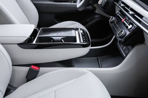 2025 Hyundai Tucson Limited Hybrid 4dr SUV Interior Detail