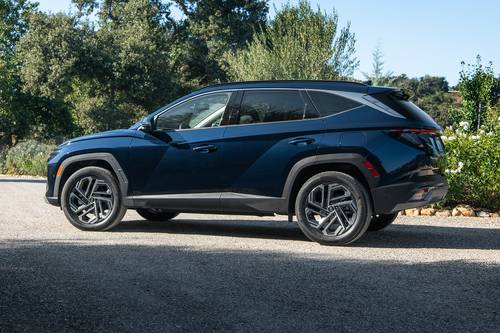 2025 Hyundai Tucson Limited Hybrid 4dr SUV Profile Shown