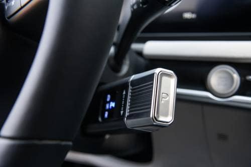 2025 Hyundai Tucson Limited Hybrid 4dr SUV Shifter