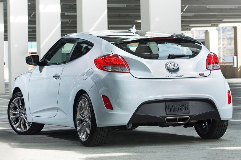 2015 Hyundai Veloster Pictures - 235 Photos | Edmunds