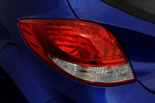 2015 Hyundai Veloster Turbo R-Spec 2dr Hatchback Taillamp Detail