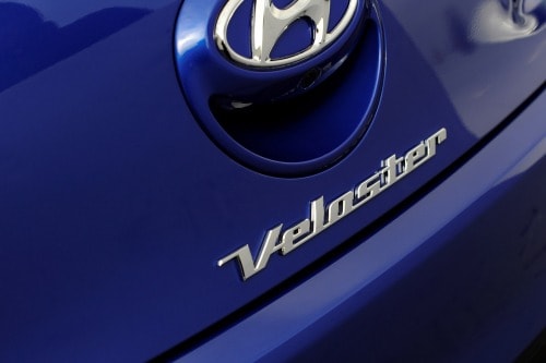 2015 Hyundai Veloster Turbo R-Spec 2dr Hatchback Rear Badge