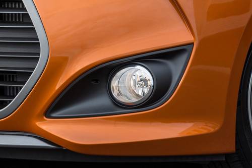 2017 Hyundai Veloster Turbo w/Orange Interior Accent 2dr Hatchback Fog Light Detail