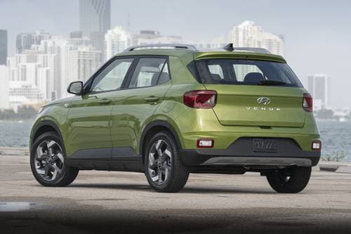 Hyundai Venue SEL 4dr Hatchback Exterior Shown