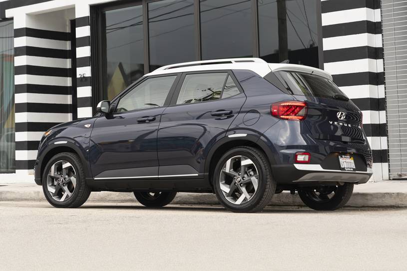 2022 Hyundai Venue Pictures - 93 Photos | Edmunds