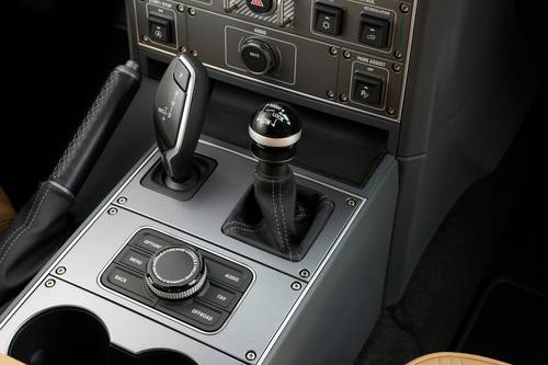 2025 INEOS Grenadier Detour 4dr SUV Shifter