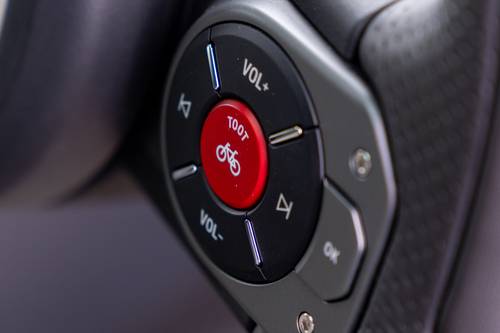 2025 INEOS Grenadier Trialmaster 4dr SUV Aux Controls