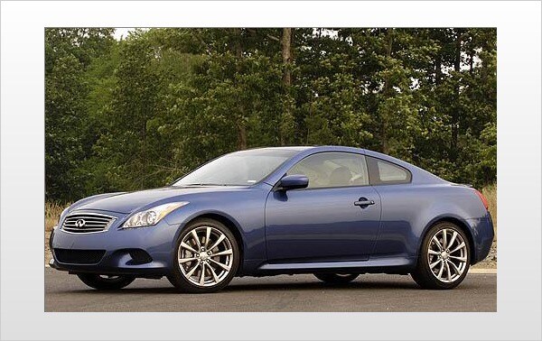 The 2008 INFINITI G37 The 2008 INFINITI G37