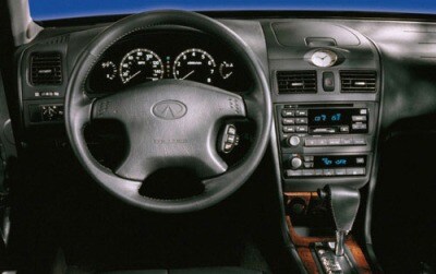 2000 Infiniti I30 3 0l V6 4 Sd Automaticconsumer Reviews 26 Car 2000 Infiniti I30 Sedan Dashboard