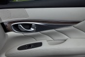 2013 INFINITI M M37 Sedan Interior Detail