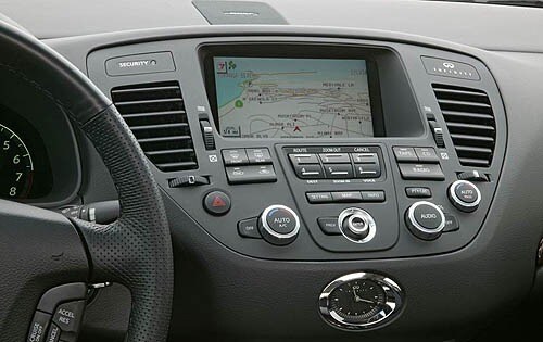 2006 INFINITI Q45 Sport Sedan Center Console