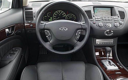2006 INFINITI Q45 Sport Sedan Dashboard