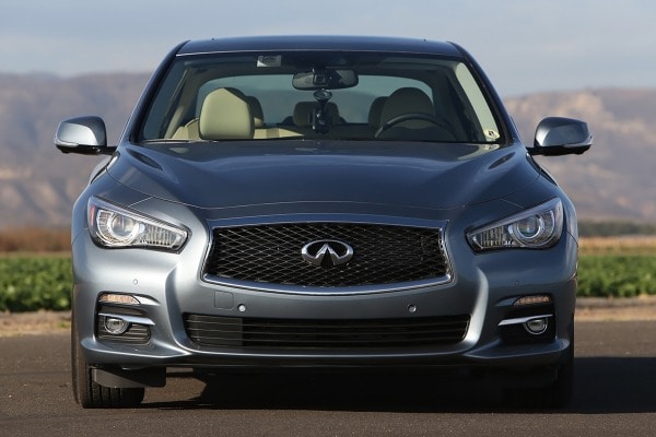 The 2017 INFINITI Q50 The 2017 INFINITI Q50
