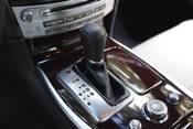 INFINITI Q70 3.7 LUXE Sedan Shifter