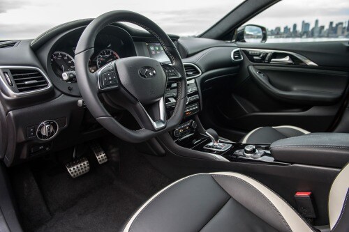 2017 INFINITI QX30 Sport 4dr SUV Interior