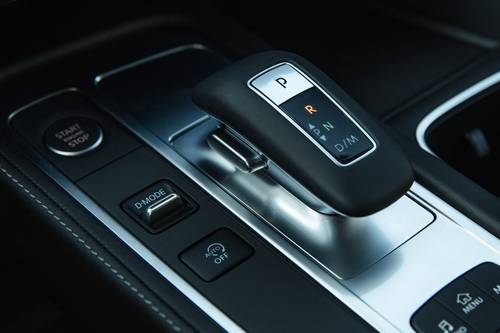 2025 INFINITI QX60 LUXE 4dr SUV Shifter. Black Edition Package Shown.