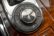 2015 INFINITI QX80 Limited 4dr SUV Aux Controls