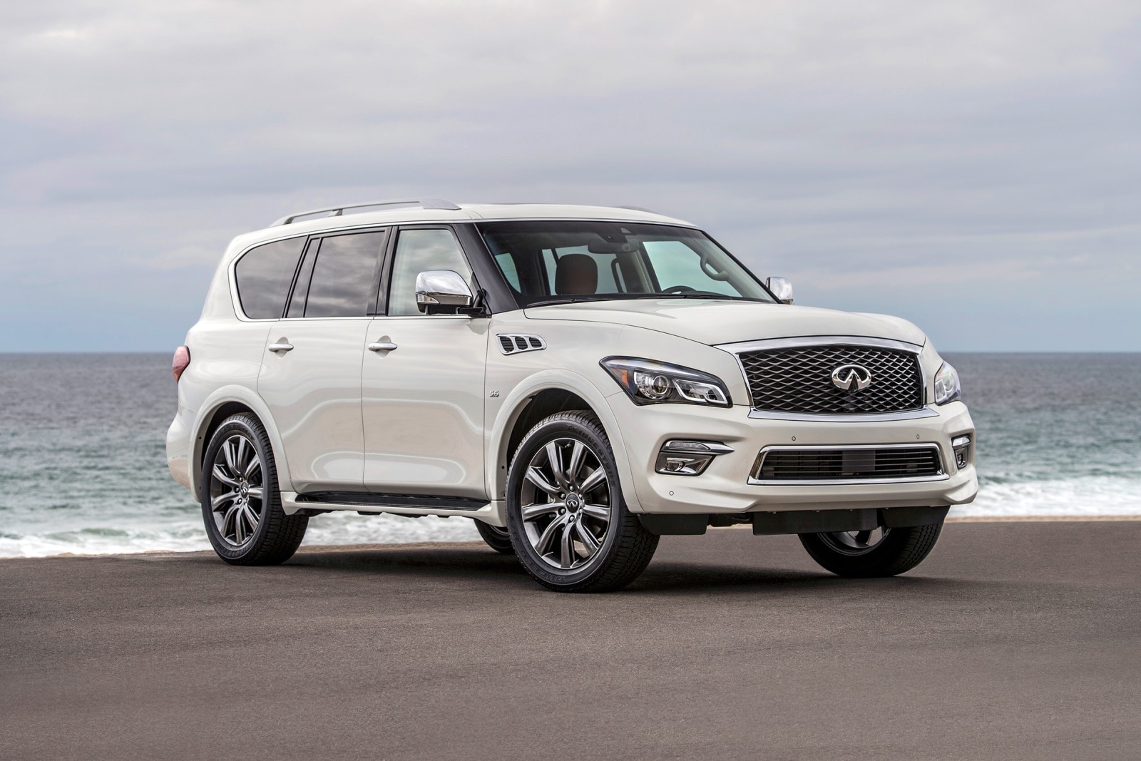 インフィニティ 2017 INFINITI QX80 Review & Ratings | Edmunds