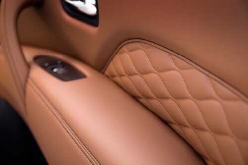 2018 INFINITI QX80 4dr SUV Interior Detail