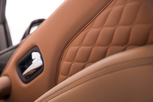 2018 INFINITI QX80 4dr SUV Interior Detail