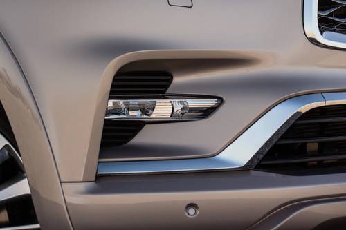 INFINITI QX80 LUXE 4dr SUV Fog Light Detail