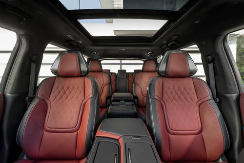 2025 INFINITI QX80 AUTOGRAPH 4dr SUV Interior Detail