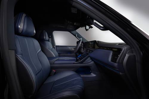 2026 INFINITI QX80 SPORT 4dr SUV Steering Wheel Detail
