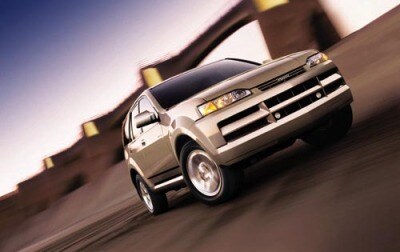 2002 Isuzu Axiom