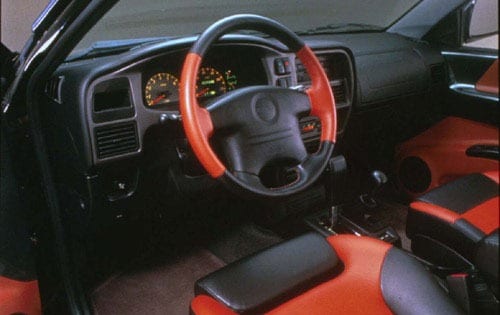 1999 Isuzu VehiCROSS 2 Dr STD 4WD Utility