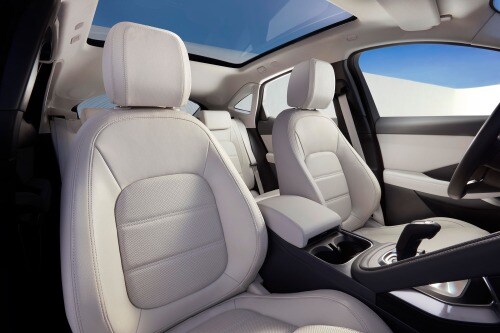 2018 Jaguar E-PACE P250 SE 4dr SUV Interior Detail