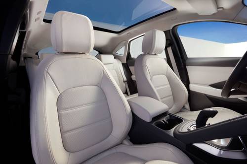 2019 Jaguar E-PACE P250 SE 4dr SUV Interior Detail