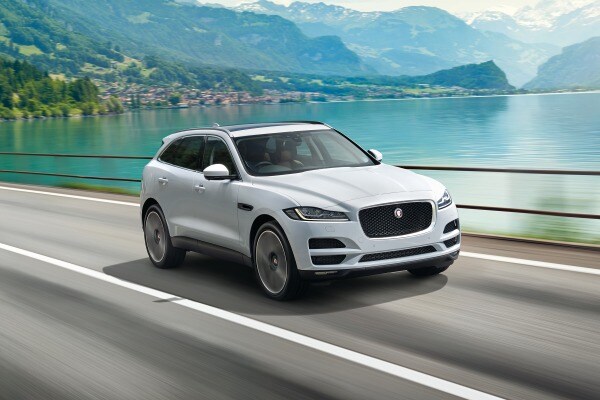 The 2018 Jaguar F-PACE The 2018 Jaguar F-PACE