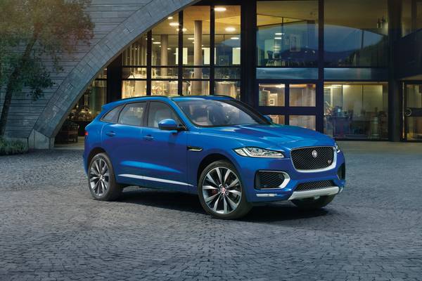 2019 Jaguar F-PACE SVR