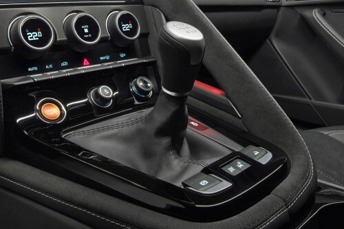 2017 Jaguar F-TYPE S Convertible Shifter