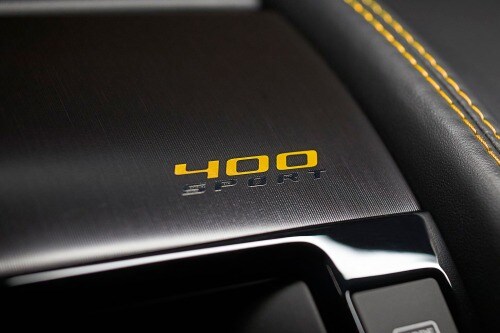 2018 Jaguar F-TYPE 400 Sport Coupe Interior Detail