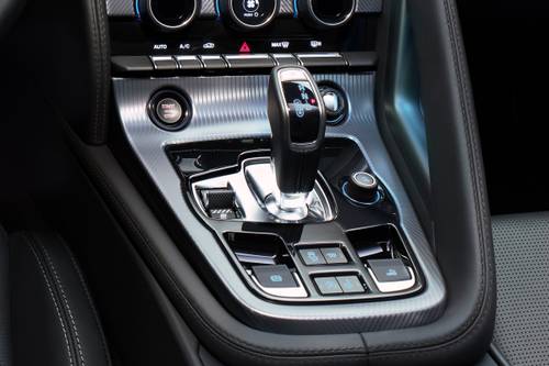 2019 Jaguar F-TYPE Convertible Shifter