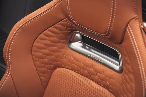 Jaguar F-TYPE P450 R-Dynamic Convertible Interior Detail