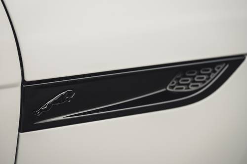 Jaguar F-TYPE P450 R-Dynamic Convertible Exterior Detail