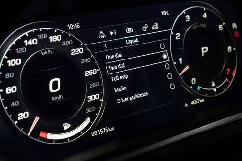 Jaguar F-TYPE P450 R-Dynamic Convertible Gauge Cluster