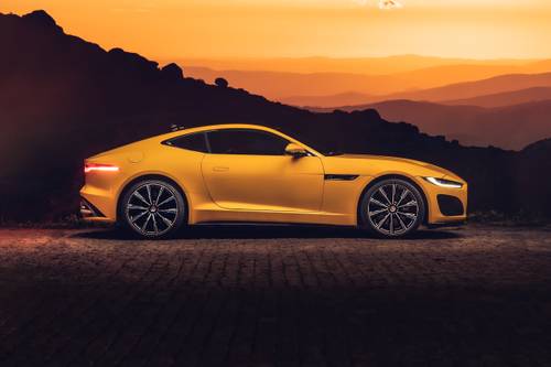 Jaguar F-TYPE R Coupe Profile