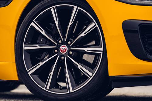Jaguar F-TYPE R Coupe Wheel