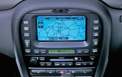 2005 Jaguar S-Type Navigation System Detail