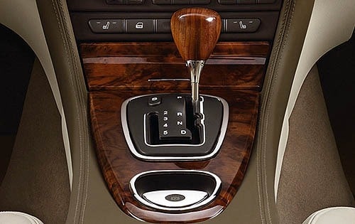 2008 Jaguar S-Type 4.2 Center Console