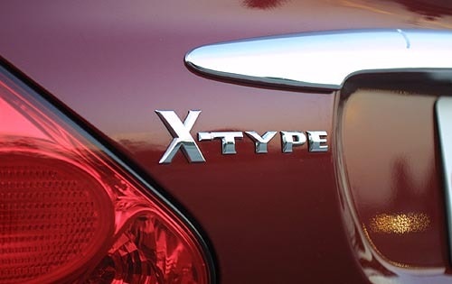 2002 Jaguar X-Type 2.5 4dr AWD Sedan