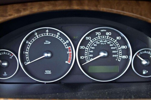 2007 Jaguar X-Type 3.0L Sedan Gauge Cluster