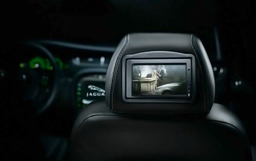 2008 Jaguar X-Type 3.0L Sportwagon Headrest LCD Display Detail
