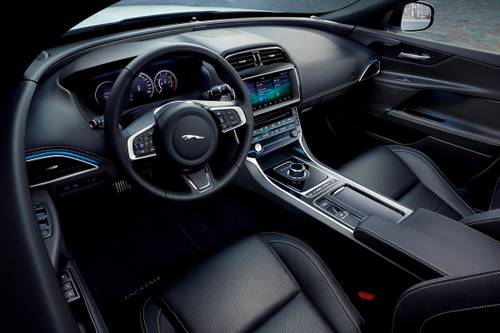 2019 Jaguar XE 25t Landmark Sedan Dashboard